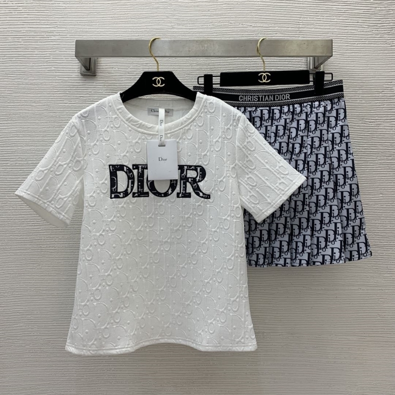D*or skirts